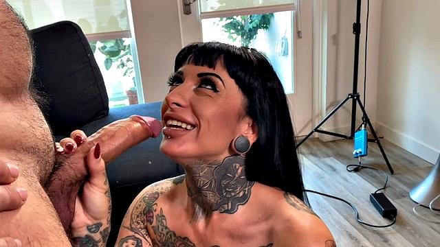 Jessie is a Neighbor