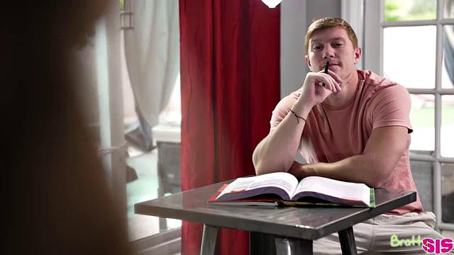 сестра с вибратором, но брат затмевает всю игру