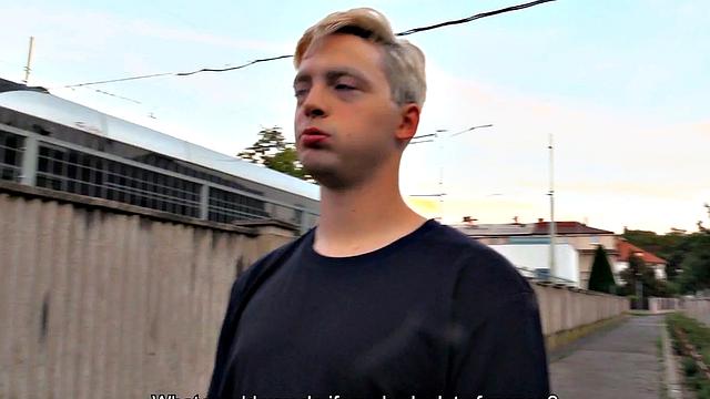 Pulled amateur bangs dude in bathroom for cash