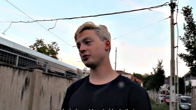 Pulled amateur bangs dude in bathroom for cash