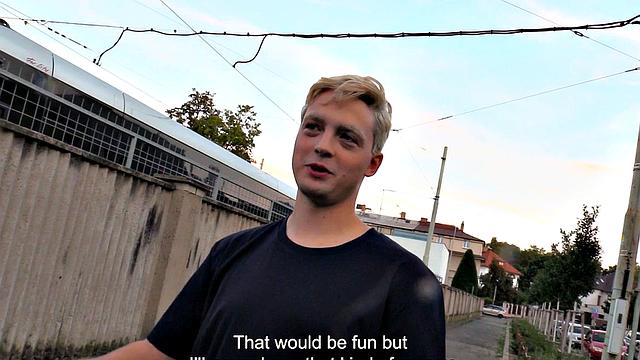 Pulled amateur bangs dude in bathroom for cash