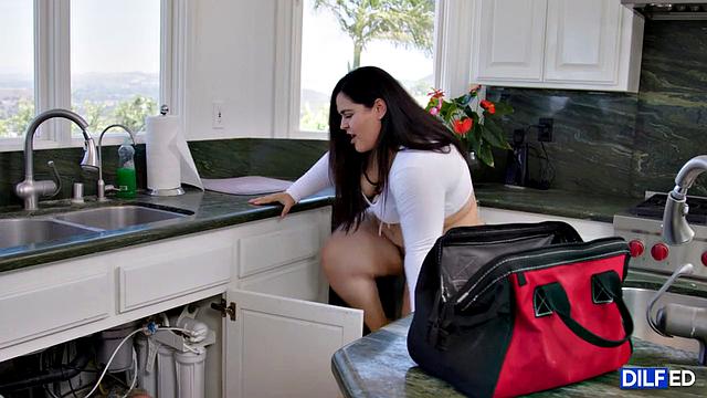 Daddy Plumber Fucks Tenant!