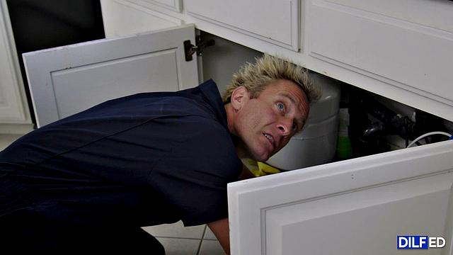 Daddy Plumber Fucks Tenant!