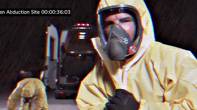 Alien Abductee Probed By Hot Doctor's - FistingInferno