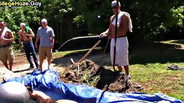 Amateur sucks outdoors in public for college fraternity