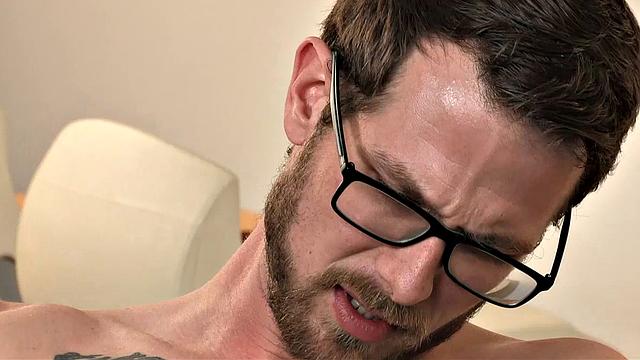 Kissing Cousins: Homesick