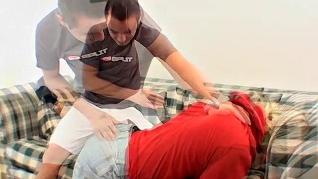 Kamil & Peter Spank Each Other - Spank Bros