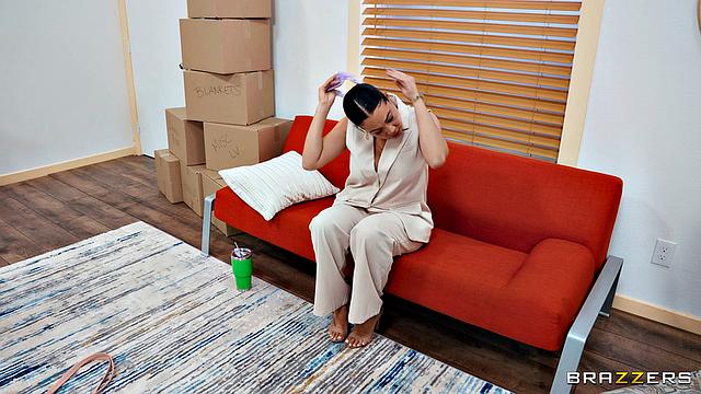 Slippery Assistant Stuffing