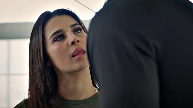 жаркая красотка скачет на члене после страстного кунилингуса