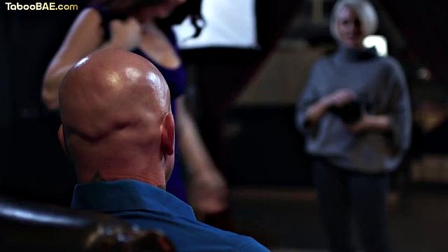 Big blonde bitch gets pussy drilled