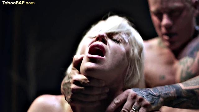 Big blonde bitch gets pussy drilled