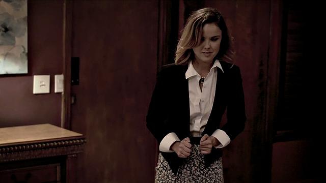 Fuck me harder, gonna squirt!