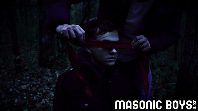 APPRENTICE JAMES Chapter 2 - Action