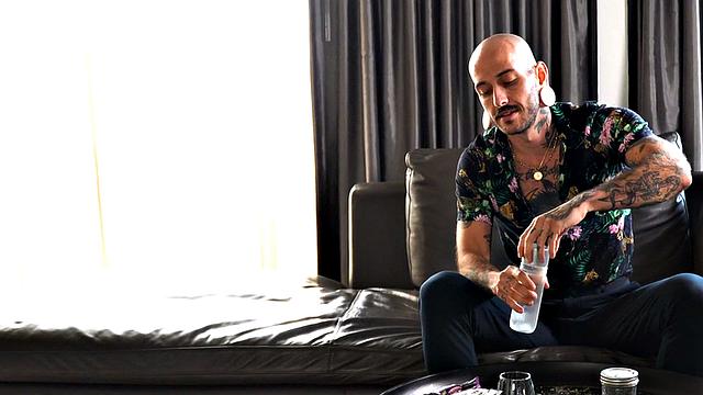 Trans hunny passionately cocksucked by BF in amateur action