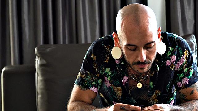 Trans hunny passionately cocksucked by BF in amateur action