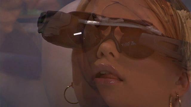 Katja Kassin Vortual King Approach as Queen and Fucking Hard on Dining table