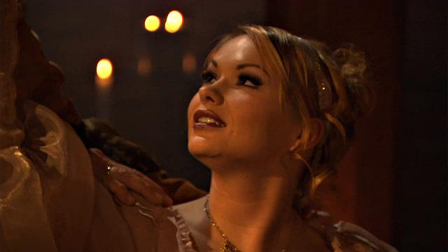 Katja Kassin Vortual King Approach as Queen and Fucking Hard on Dining table