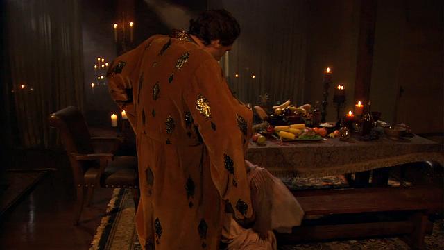 Katja Kassin Vortual King Approach as Queen and Fucking Hard on Dining table