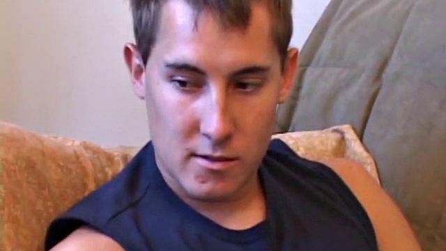 Kiefer Foxx Receives A Handjob