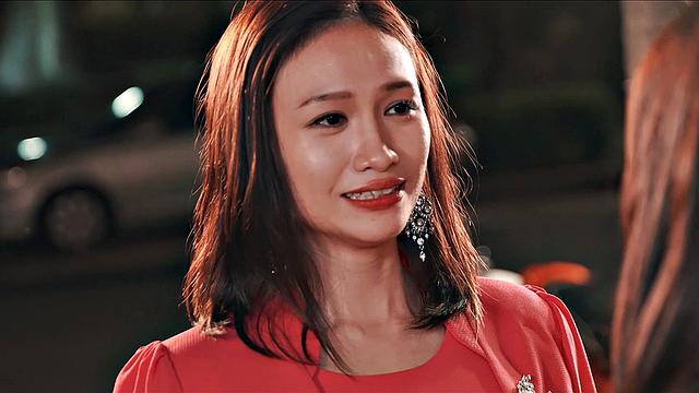 Li Er Is A Horny Bunny