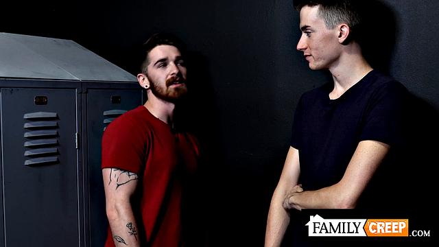 FamilyCreep - Silverdaddy Principal Fucks Jock Student Hard