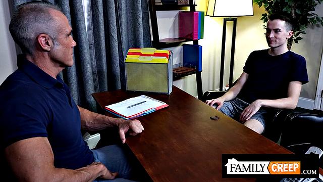 FamilyCreep - Silverdaddy Principal Fucks Jock Student Hard