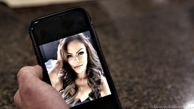 Romantic encounter with the Ex