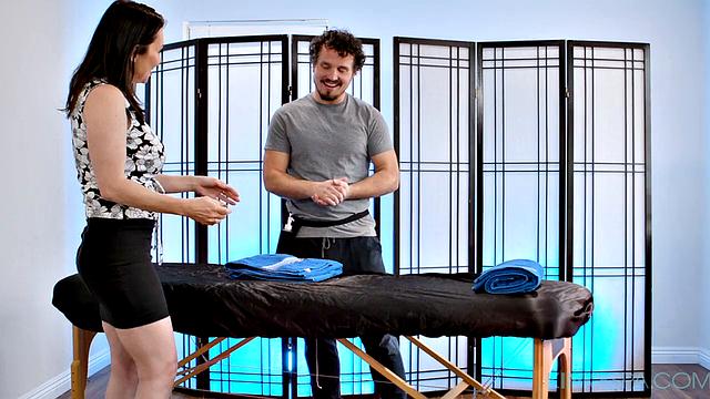 RayVeness needs massage