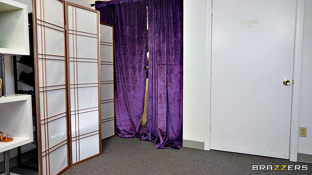 Bridezilla Bamboozled By Threesome