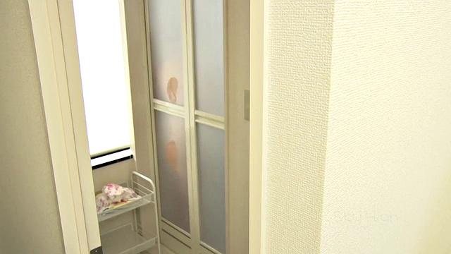 Young Asian solo sex with Yui Misaki