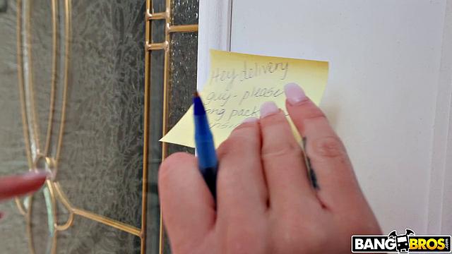 Delivery Inside that Pussy