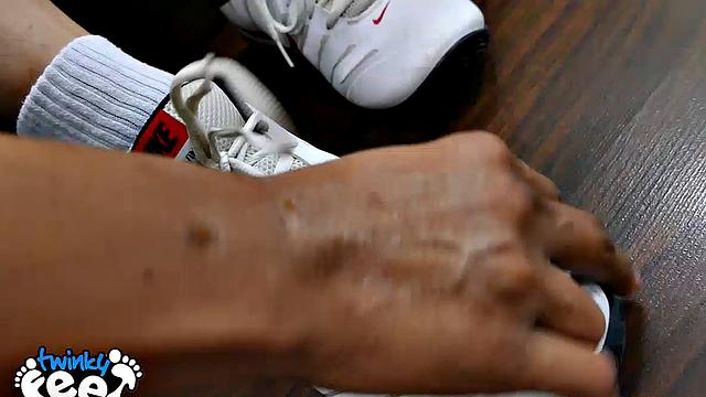 After watching Felix's male feet video, Mikal enjoys foot worship on his Asian twink feet. Mikal is pretty cute and hot himself.