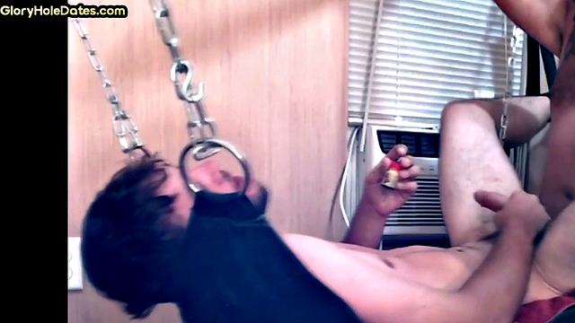 Moustache amateur anal-pounding stud