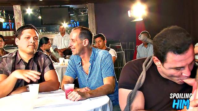 Cockhungry hunks cocksucking at stripper