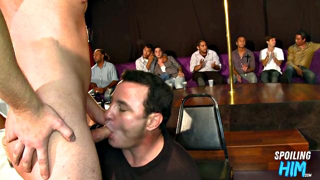 Cockhungry hunks cocksucking at stripper