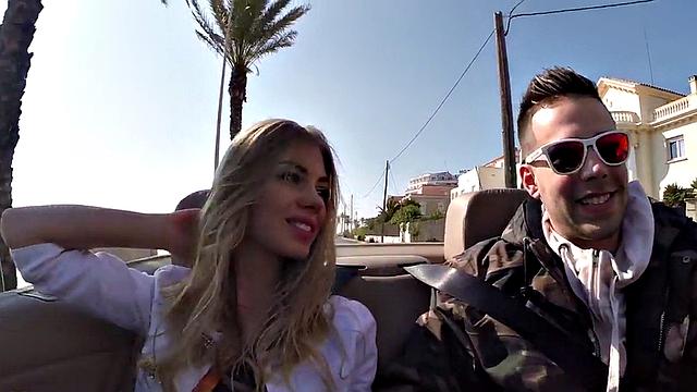 Public blowjob & fucking for curvy babe with bra and pierced pussy