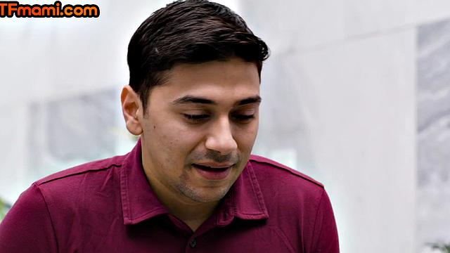 Deepthroating stepmom pussypounded in bathroom