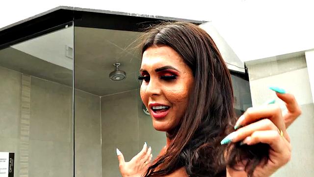 Dirty trans banged by big hard cock in anal slot