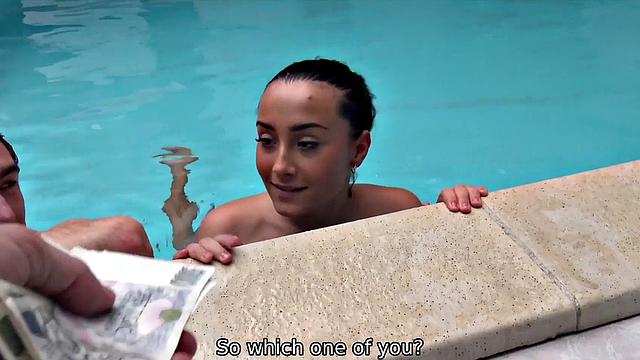 HUNT4K. Slut does her best to sta yat spa with her bf