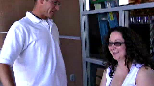 Busty BBW Showing Her Goods