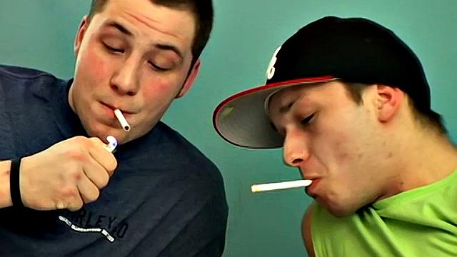 Straight Buddies Smoke and Fuck! - Straight Buddies Smoke Sex!