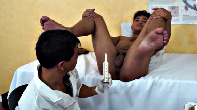 Amateur Asian twink takes enema at infirmary