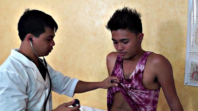 Amateur Asian twink takes enema at infirmary