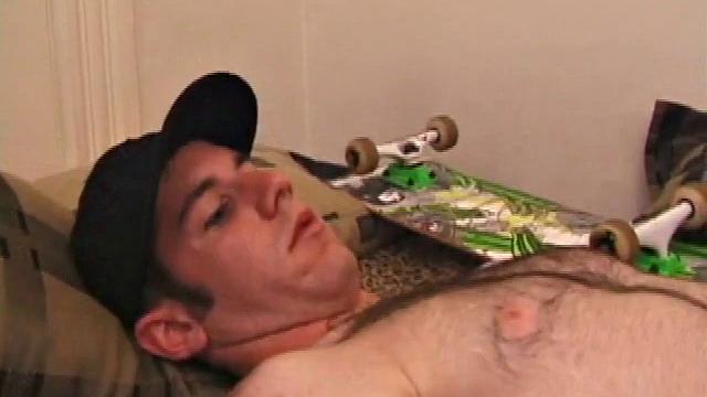 After Tag returns from skateboarding he decides to jack off. Thisself-sucking skater boy bends over and licks the head of his dick. Then, after stroking with determination, Tag busts a warm cum load onto his face.