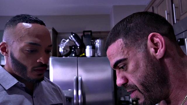 IR mesmerized hunk rims and barebacks BF in kitchen