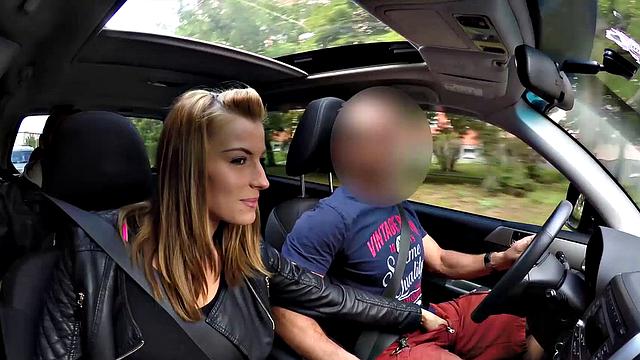 HUNT4K. Bald man sells girlfriend's twat for solid amount