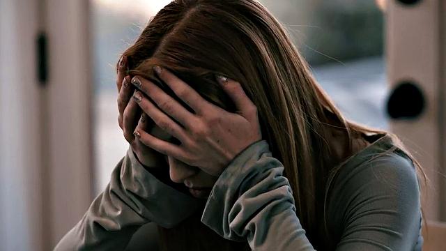 IR stepdaughter 3way with stepdaddy and redhead MILF