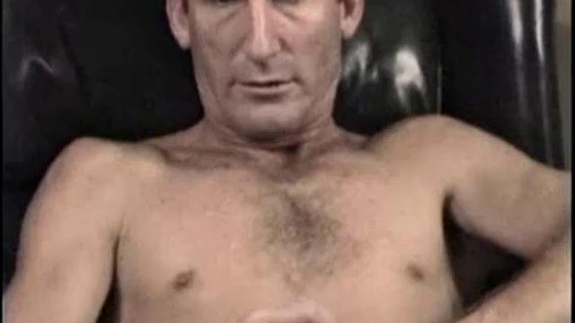 Craig is a little too sweet for my taste, and frankly I'm not convinced he's a real working man unless you count working the streets. He's a nice enough fellow, and has a well built body.