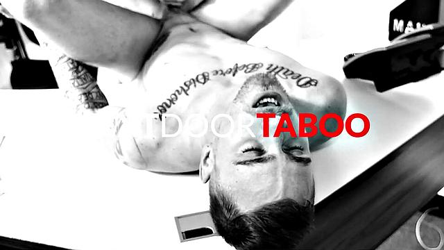 Personal Trainer Becomes Hot - ASGmax