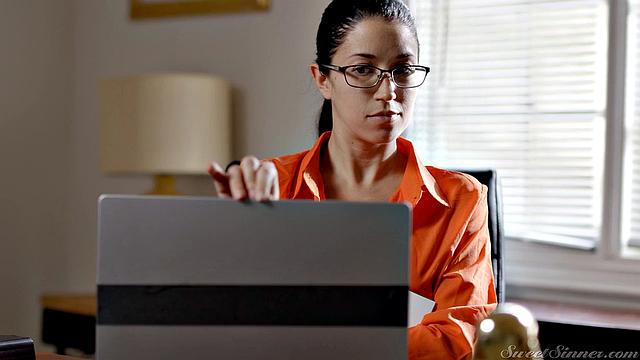 The Voyeur 6 - Scene 1